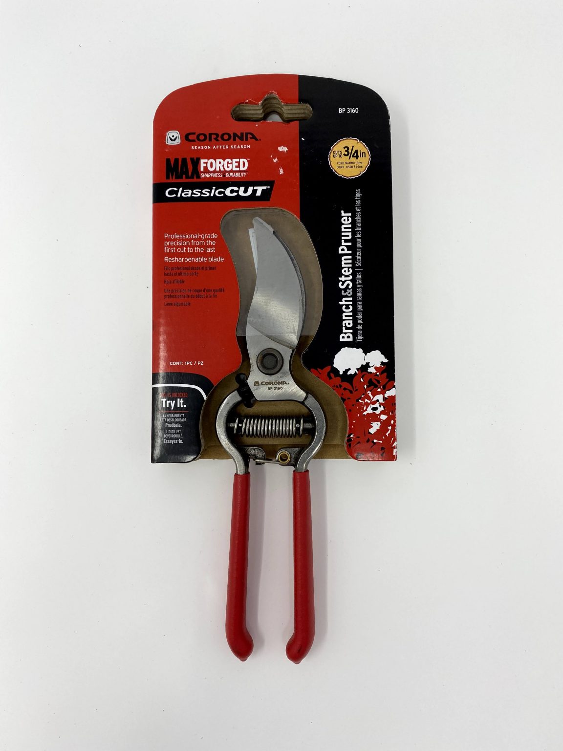 Corona Classic Cut Bypass Pruner with package design